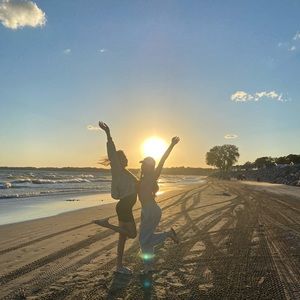 Meet your Posher, Yili